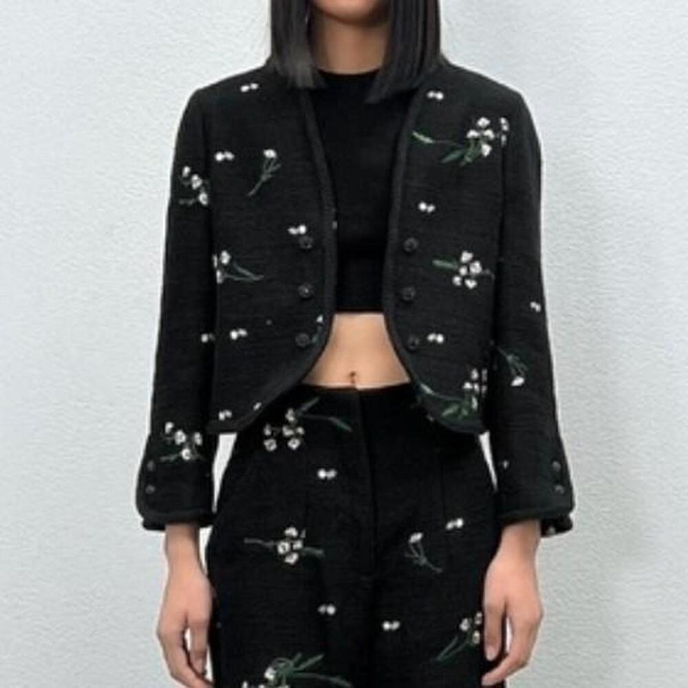 Zara structured embroidered jacket size XS
